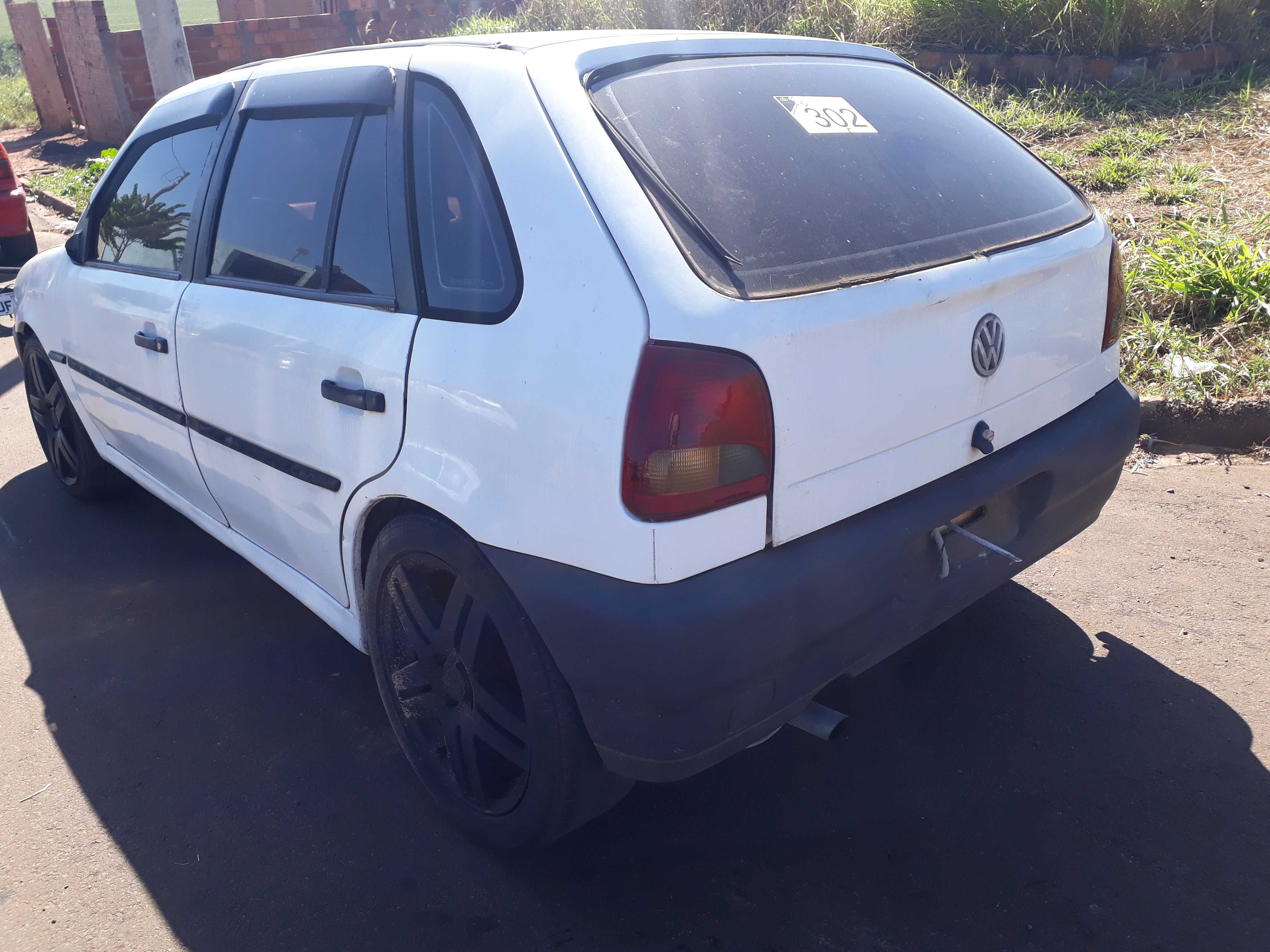 VW - VolksWagen Gol 1.0 Mi 8V G4 4p 2009